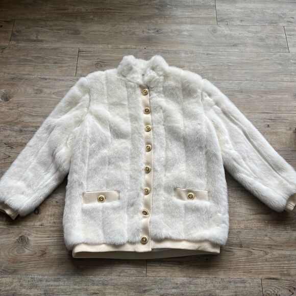 Vintage St. John Faux Fur Vest Jacket Small Off White Gold Buttons Mink - Picture 9 of 12